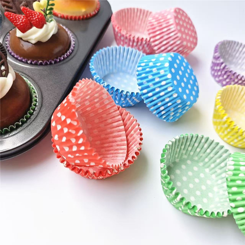 100 Adet Puantiyeli Kek Kağıt  - Kitchen Baking Mat incelemesi ve fiyatı